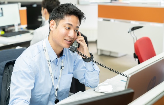 写真：マーケティング事業部の様子